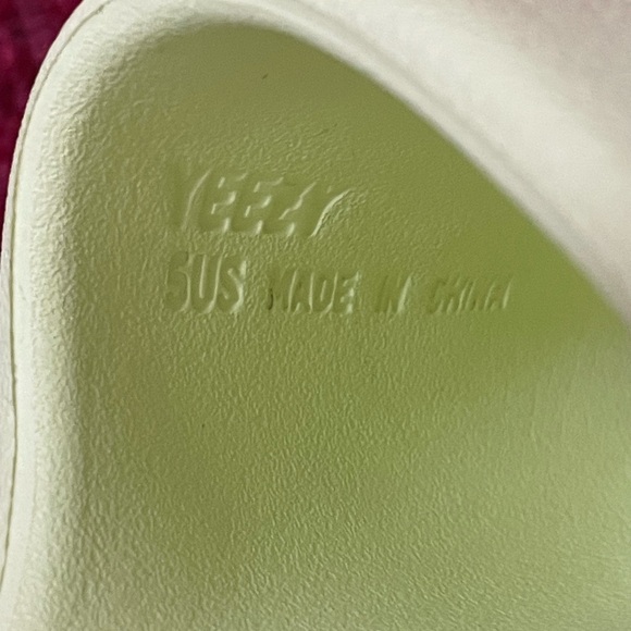 EUC sz 5 adidas YZY Yeezy Slides Glow Green main image 9